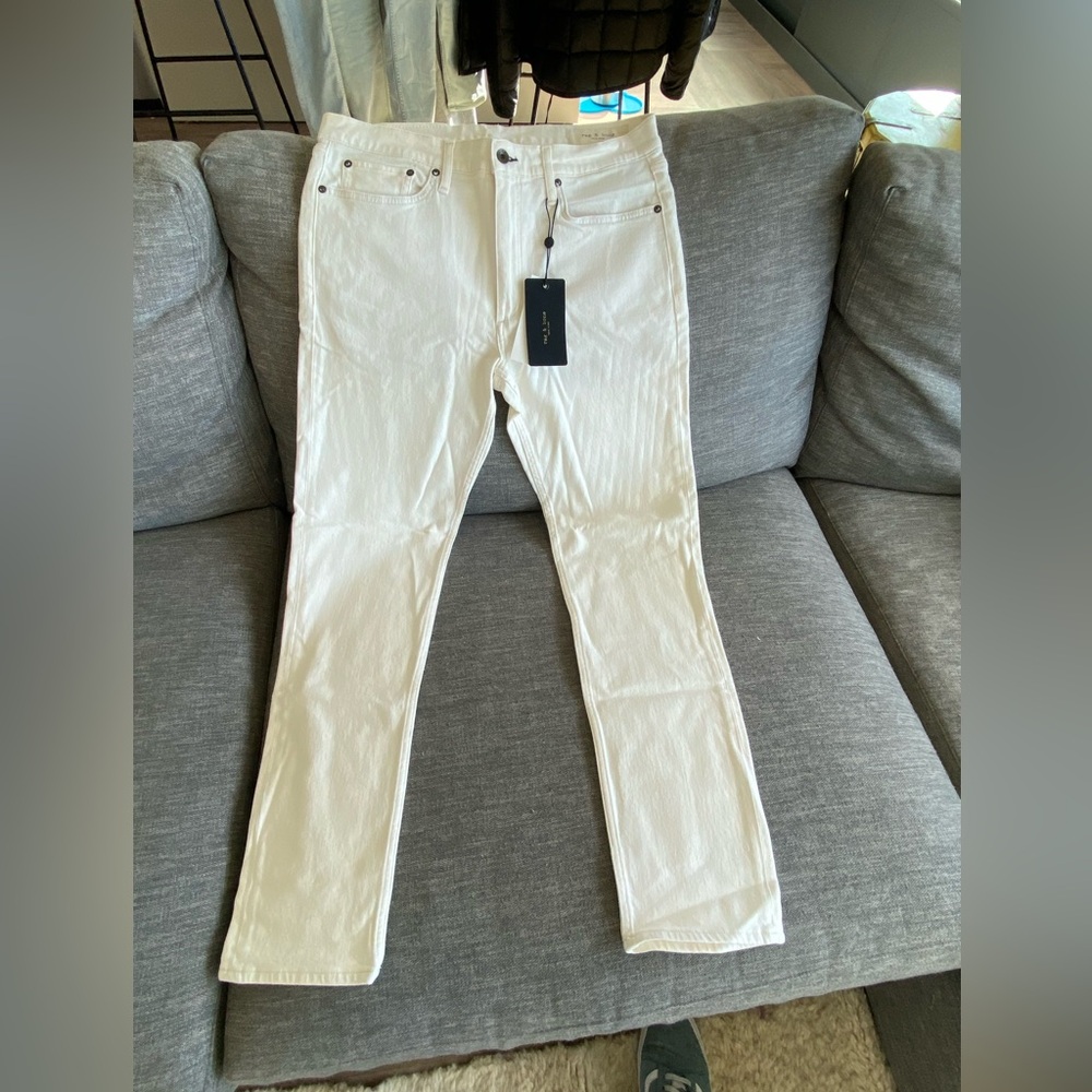 Rag and Bone Mens Jeans
Never worn and still with tags
